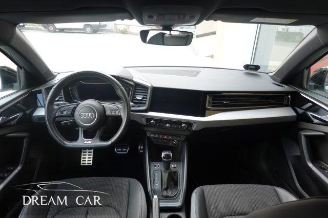AUDI A1 SPB 40 TFSI S-tronic S-line edition