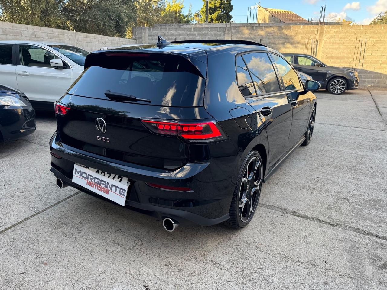 Volkswagen Golf GTI 2.0TSI 265CV DSG