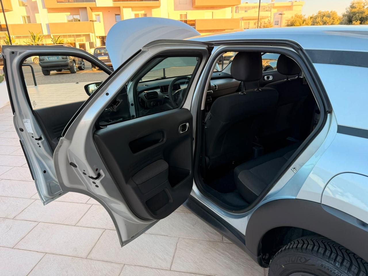 Citroen C4 Cactus BlueHDi 100 Shine