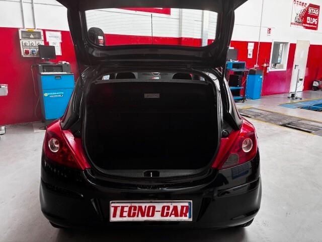 Opel Corsa 1.2 3 porte Enjoy