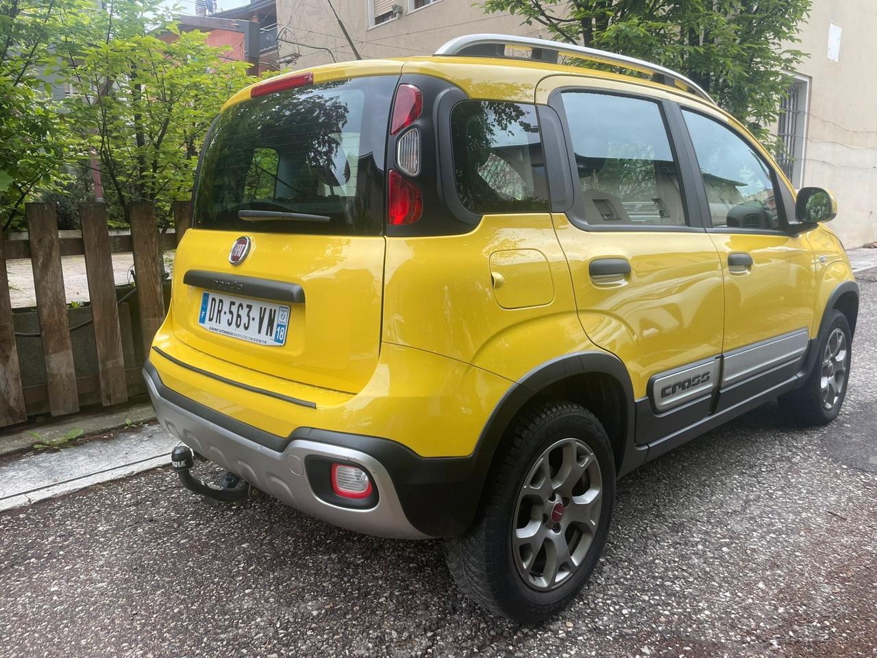 FIAT PANDA CROSS 4x4 0.9 TWINAIR 90CV - GANCIO TRAINO