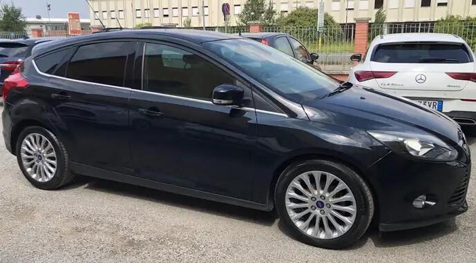 Ford Focus 1.6 TDCi 115 CV "Berlina Titanium"
