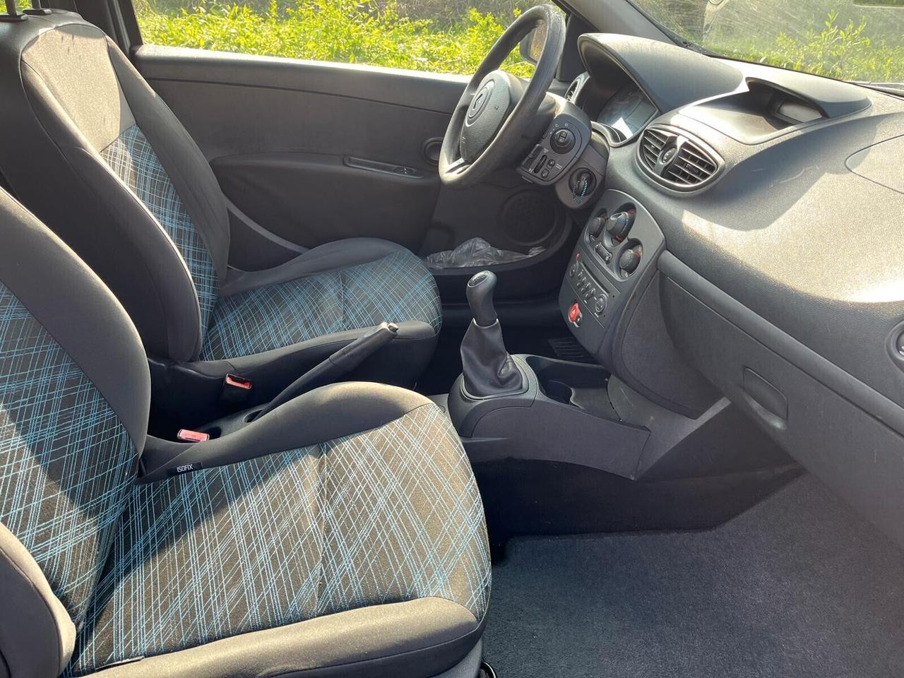 Renault Clio 1.1 3P 4U PACK