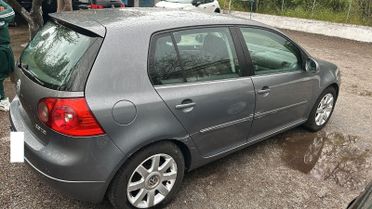 Volkswagen Golf 2.0 16V TDI 5p. Sportline-08/2004