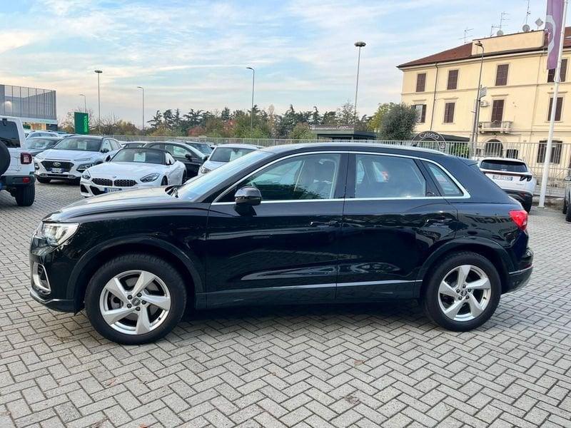 Audi Q3 40 TDI quattro S tronic Business Advanced