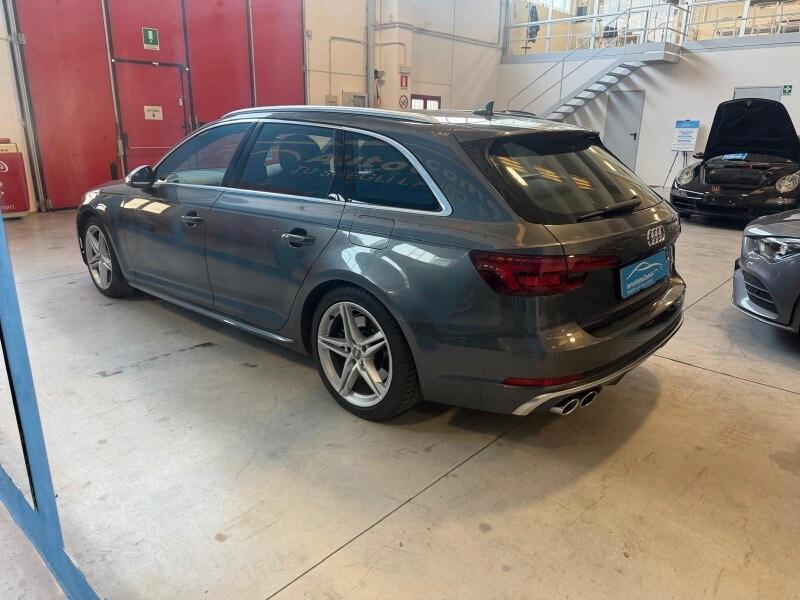 AUDI A4 5ª serie S4 Avant 3.0 TFSI quattro tip...