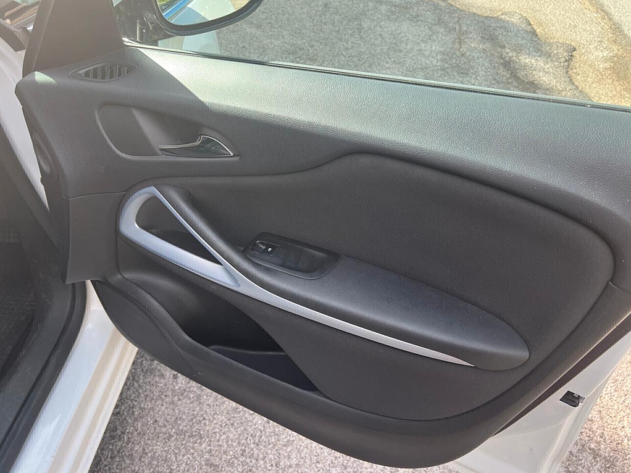 Opel Zafira - 7 POSTI