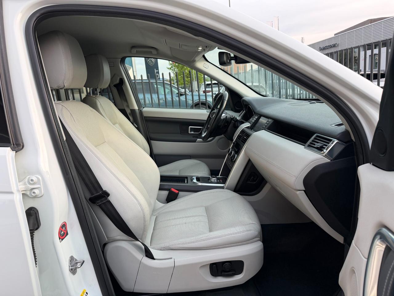 Land Rover Discovery Sport 2.0 TD4 150 CV HSE