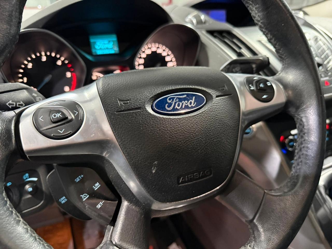 Ford Kuga 2.0 Tdci 140cv4WD Titanium 2013