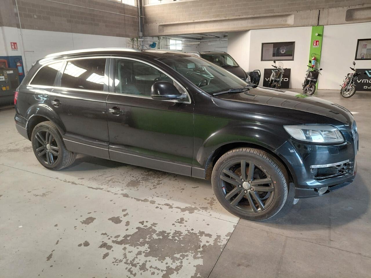 Audi Q7 3.0 V6 TDI 233CV quattro tiptronic ++++++ NON MARCIANTE++++