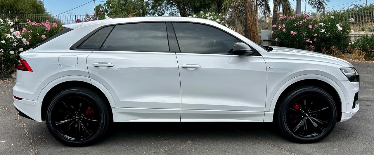 Audi Q8 50 TDI 286 CV quattro tiptronic Sport