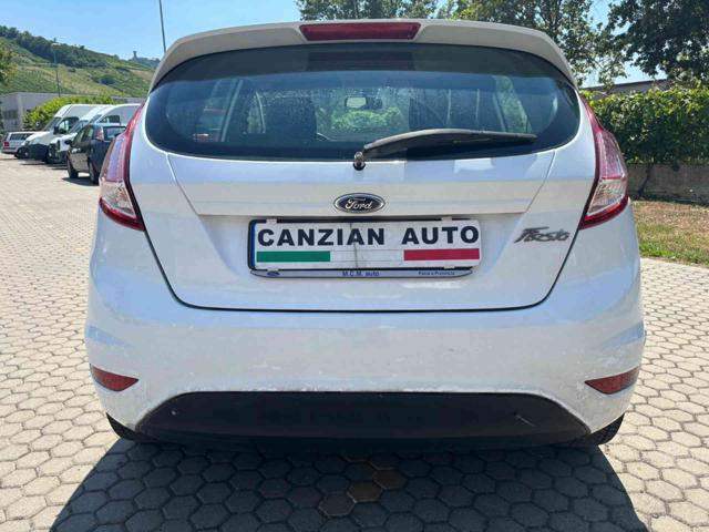 FORD Fiesta 1.5 TDCi 75CV 5 porte Titanium