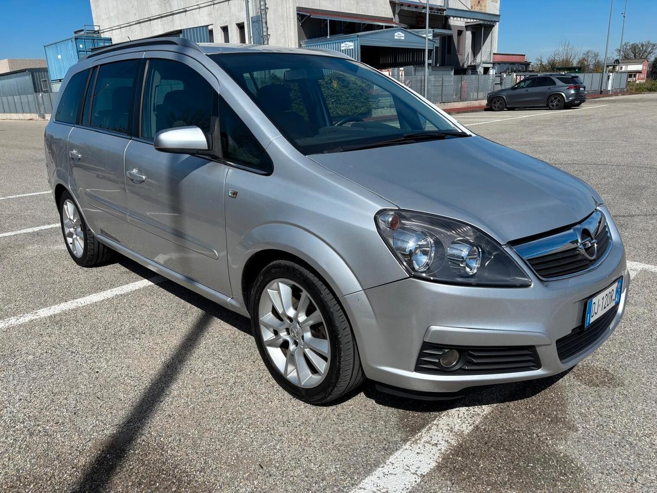 Opel Zafira 1.9 CDTI 120CV 7 posti Cosmo unico proprietario