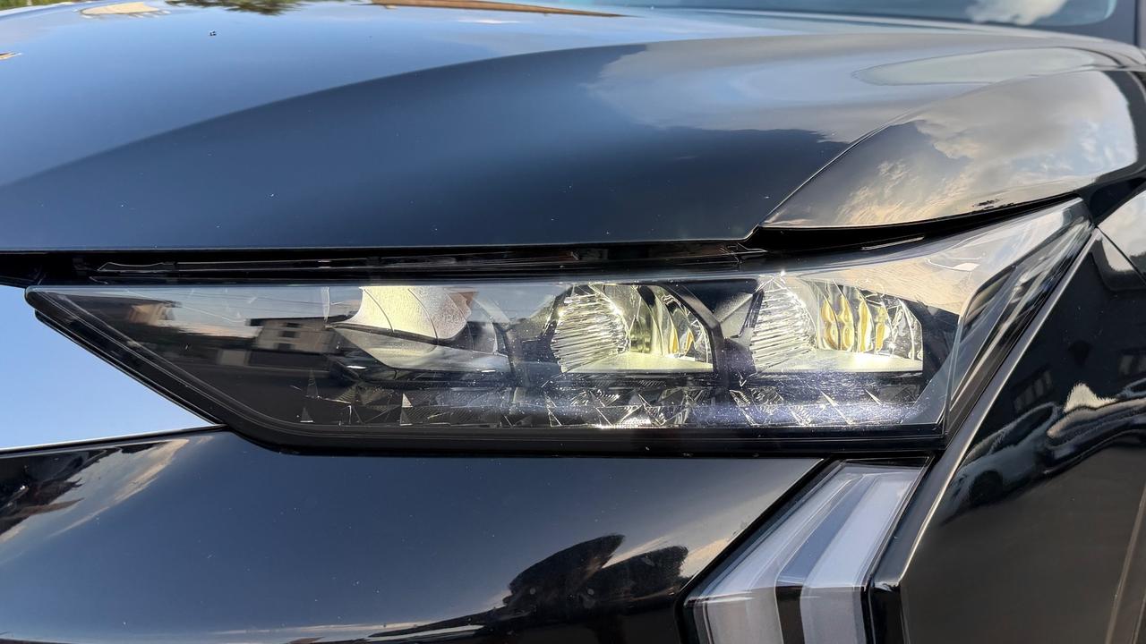 DS4 1.5 BLUEHDI TROCADERO AT8 130 CV - FULL LED, CARPLAY, NEOPATENTATI