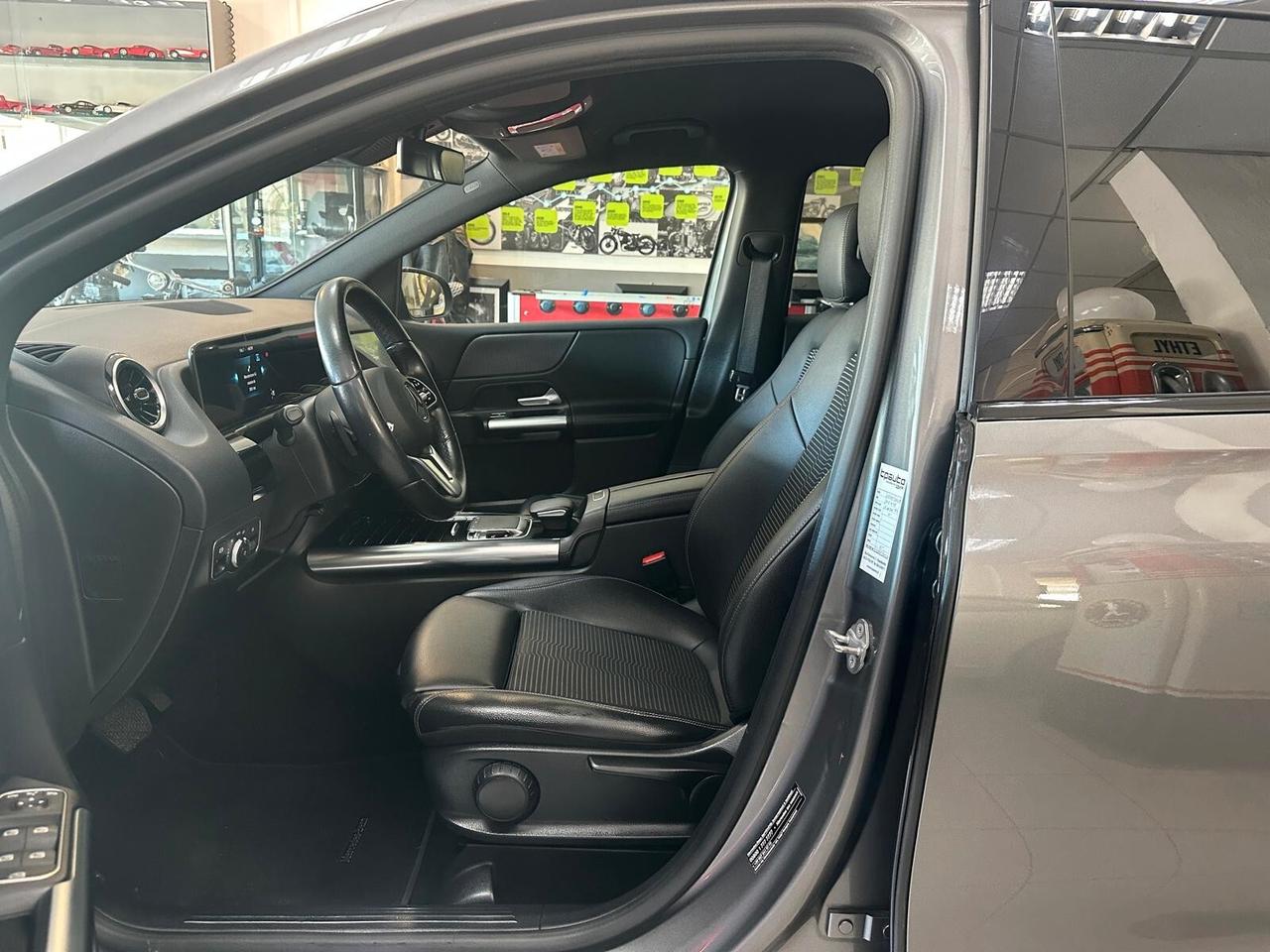 Mercedes-benz B 180 d Automatic Sport TENUTA IN MODO IMPECCABILE FULL OPT.