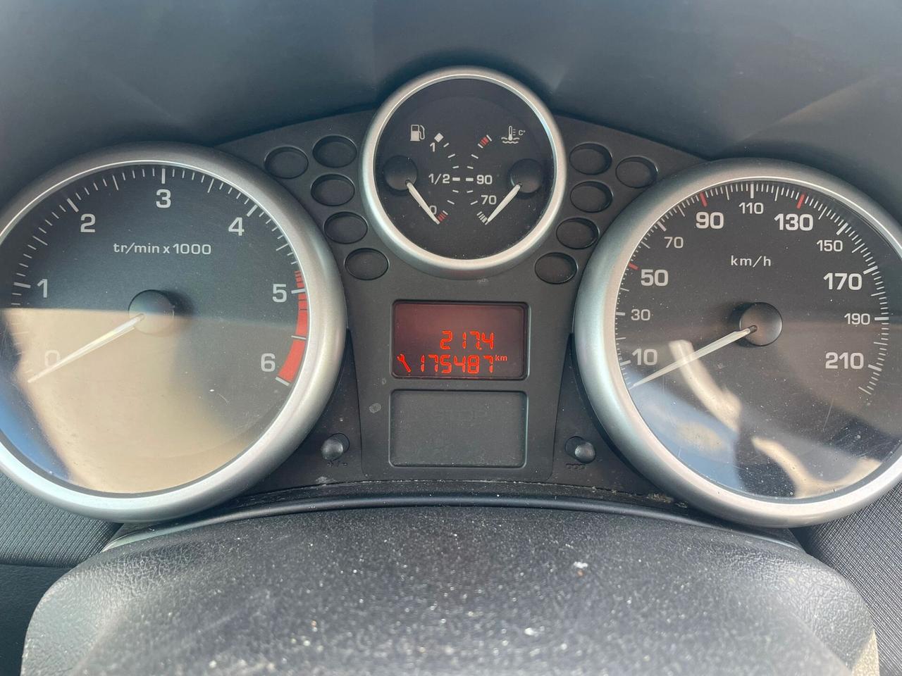 Peugeot 207 1.6 8V HDi 93CV SW Active