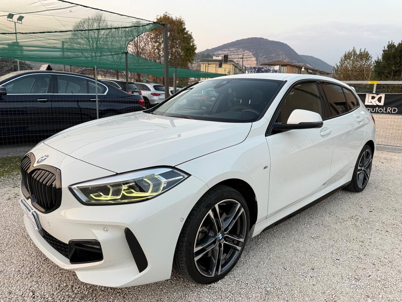 Bmw 118 118d 5p. MSport Navi+Led+pelle Euro6d