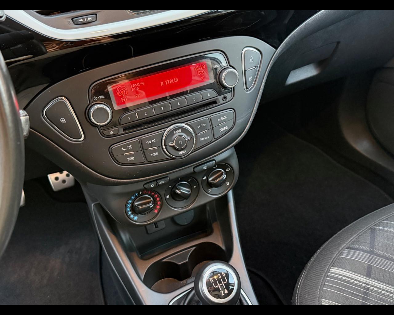 OPEL Corsa 5ª serie - Corsa 1.4 90CV 5 porte b-Color