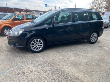 Opel Zafira 1.8 16V VVT Enjoy
