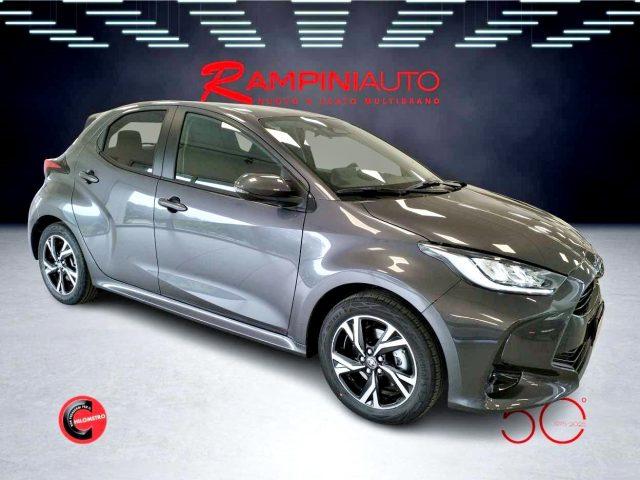 TOYOTA Yaris 1.5 Hybrid Trend KM 0 Ufficiale Pronta Consegna