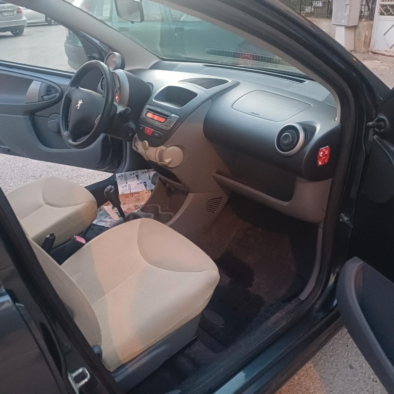 Peugeot 107 1.0 68CV 5p. Sweet Years