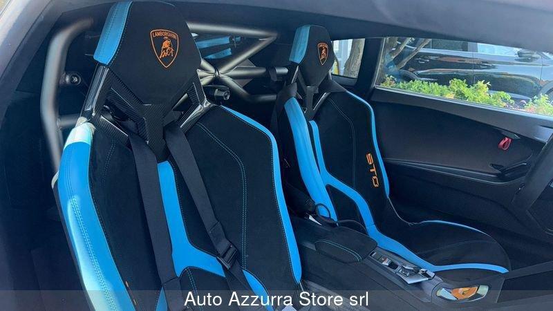 Lamborghini Huracán Huracan Coupe 5.2 STO 640cv rwd
