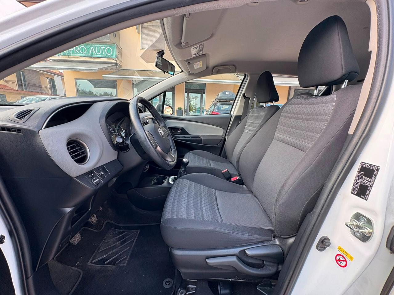 TOYOTA YARIS 1.0 BENZINA KM 72.382 SI A NEOPATENTATI