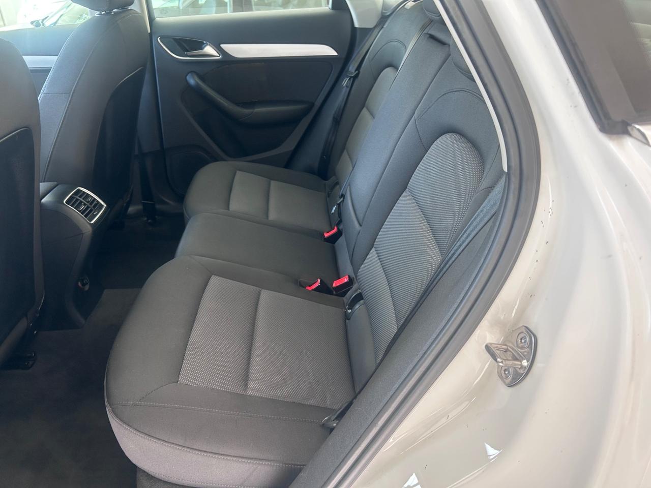 Audi Q3 2.0 TDI 150 CV quattro S tronic Sport
