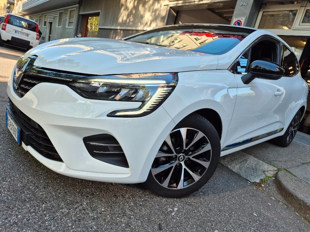 Renault Clio TCe 90 CV 5 porte Techno