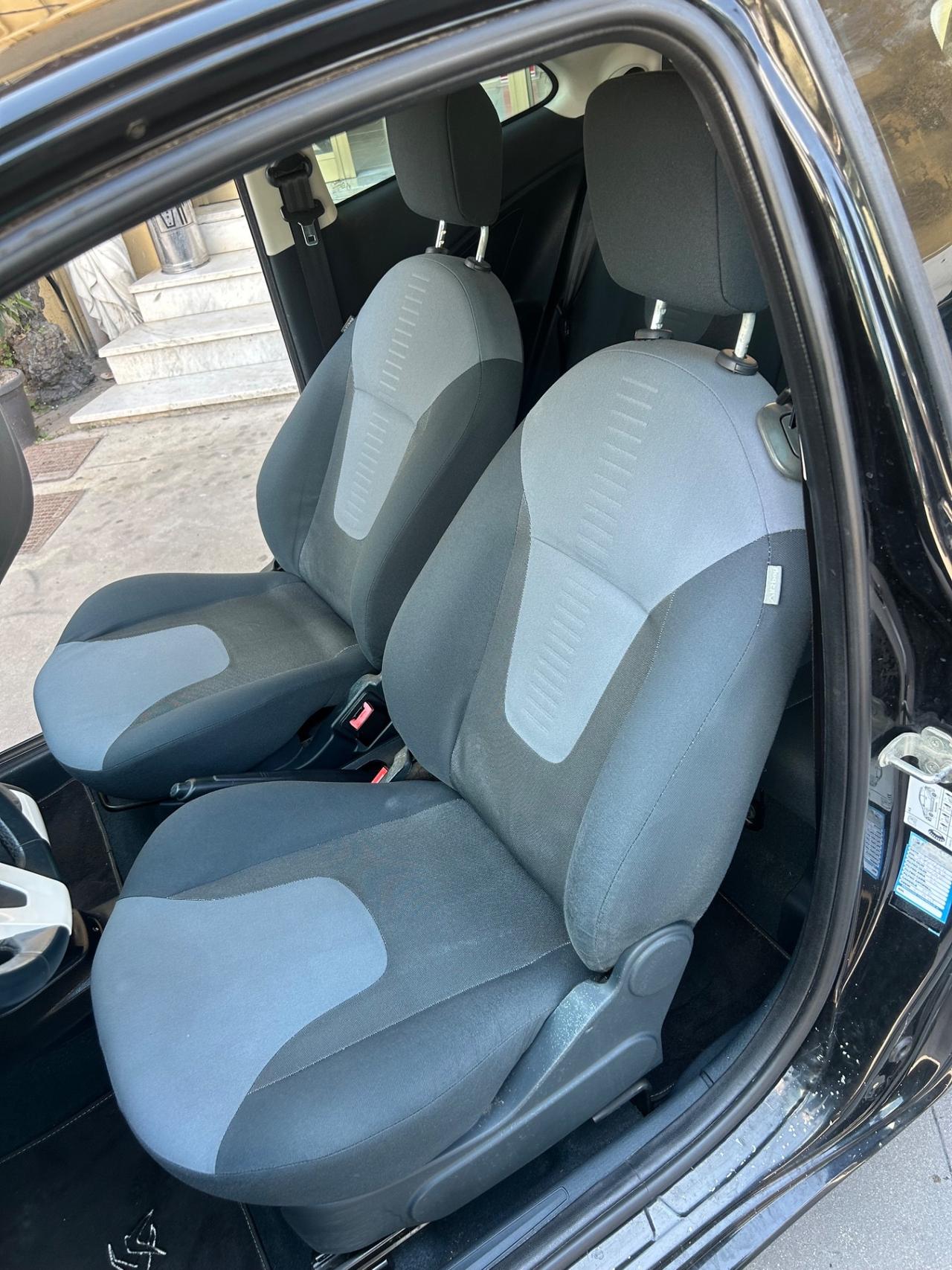 Ford Ka 1.2 8V 69CV Titanium