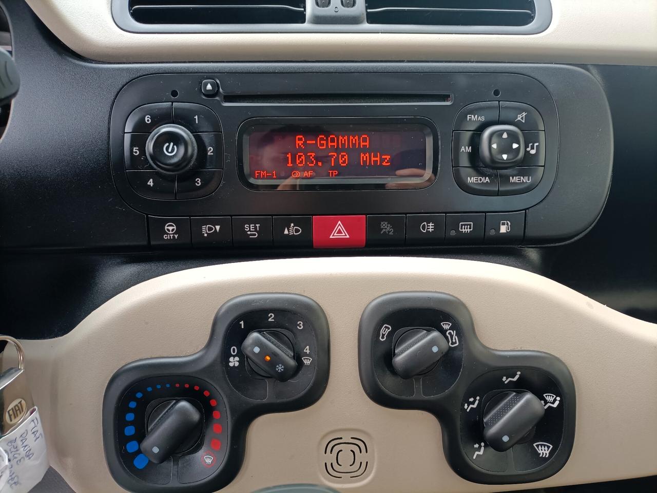 Fiat Panda 0.9 TwinAir Turbo Natural Power Lounge
