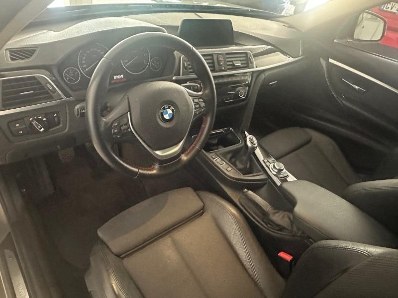 BMW Serie 3 (F30/31) 318d xDrive Sport