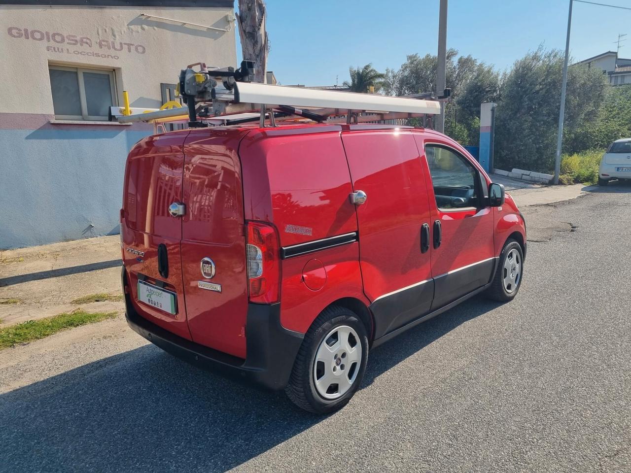 Fiorino 1.3 MJT 95CV Adventure ex Telecom