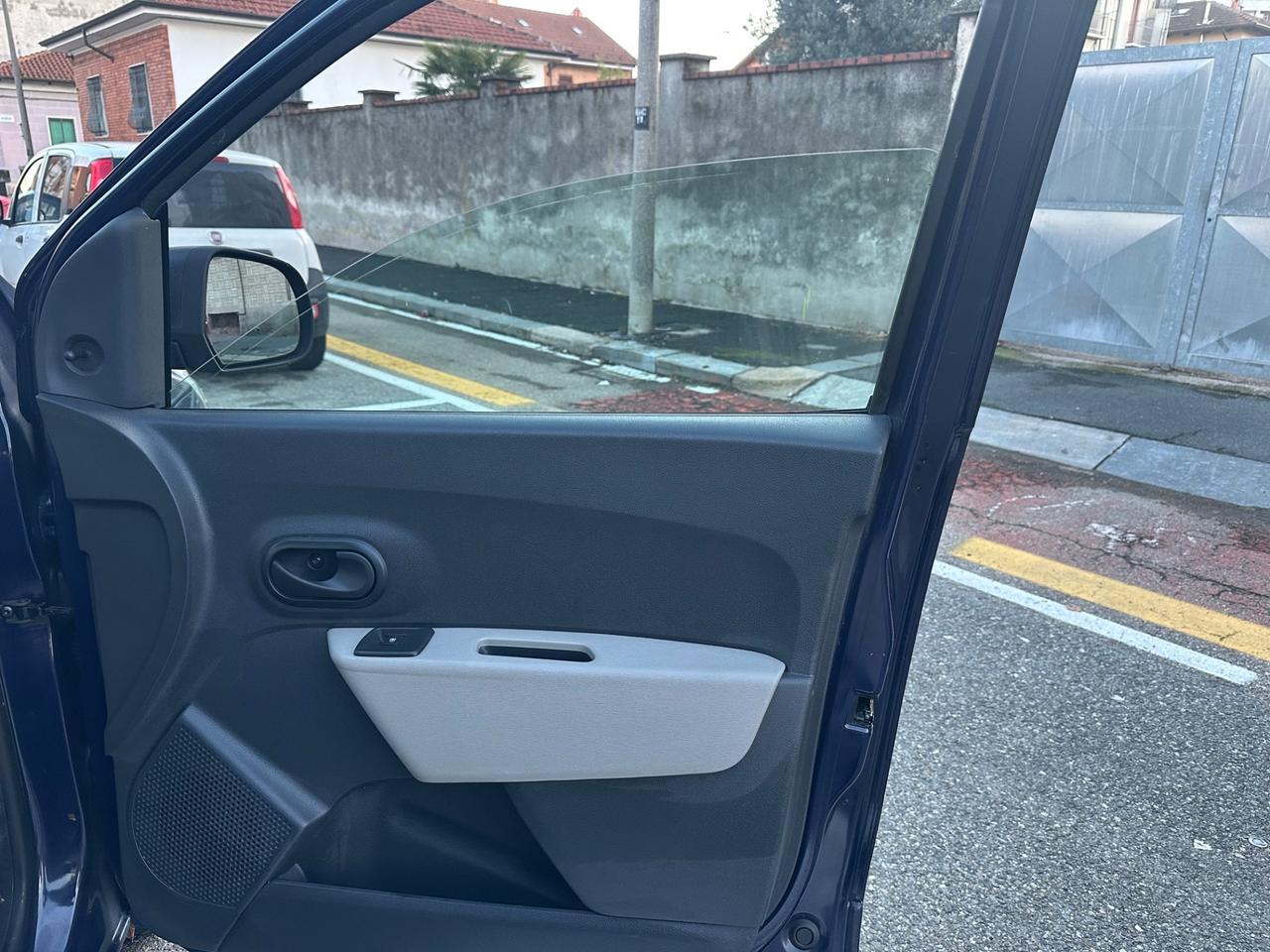 Dacia Dokker 1.6 8V 85CV GPL della casa