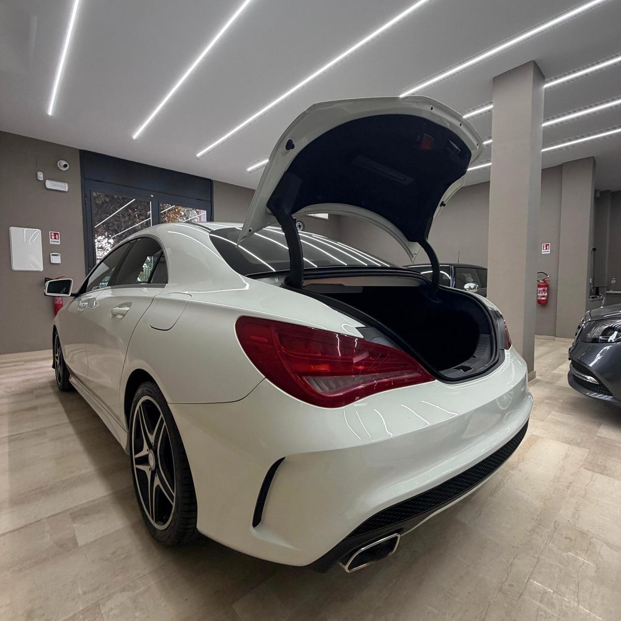 Mercedes-benz CLA 200 CDI Premium