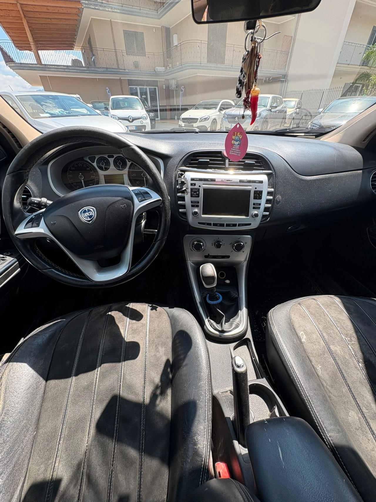 Lancia Delta 1.6 MJT DPF Silver