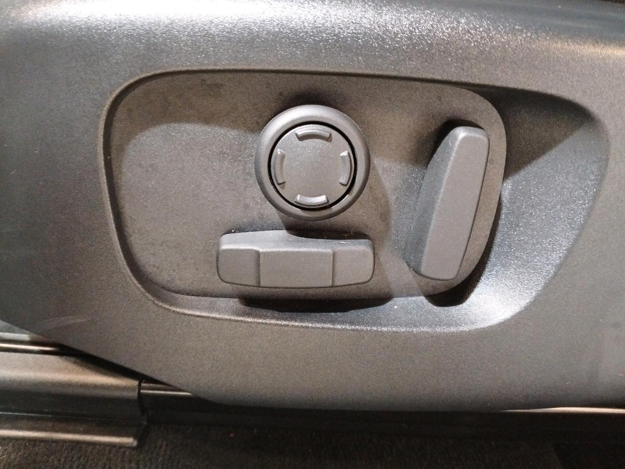 Land Rover Discovery Sport 2.0 TD4 163 CV AWD Auto SE