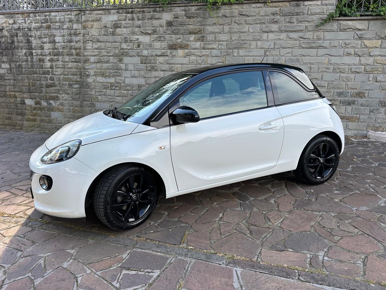 Opel Adam 1.4 87 CV GPL Tech White/Black Link