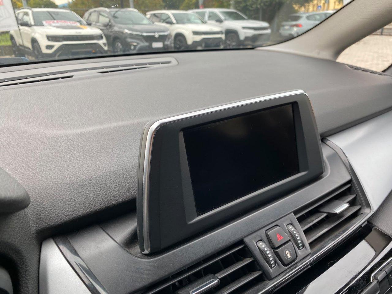 BMW 218 d Active Tourer auto