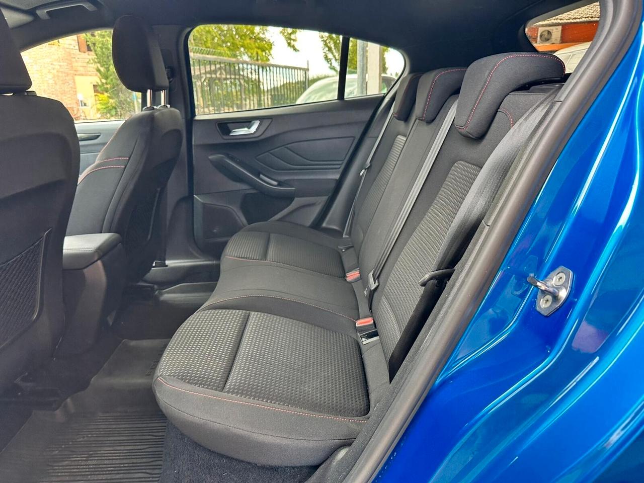 Ford Focus 1.0 EcoBoost Hybrid 125 CV 5p. ST-Line