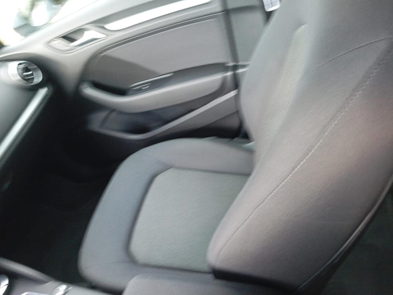 Audi A3 1.6 TDI 116 CV S tronic Business unipro km 98000
