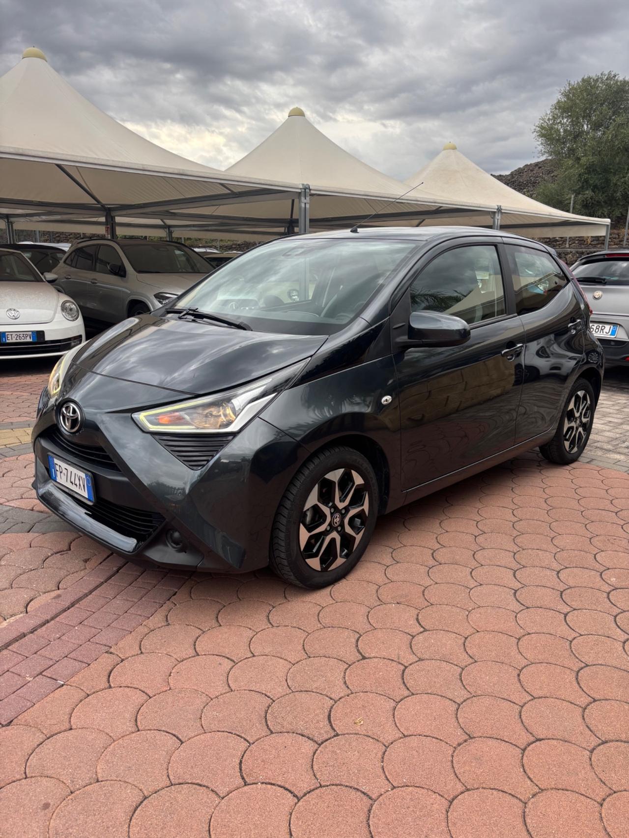 Toyota Aygo 1.0 VVT-i 72 CV 5 porte x-play