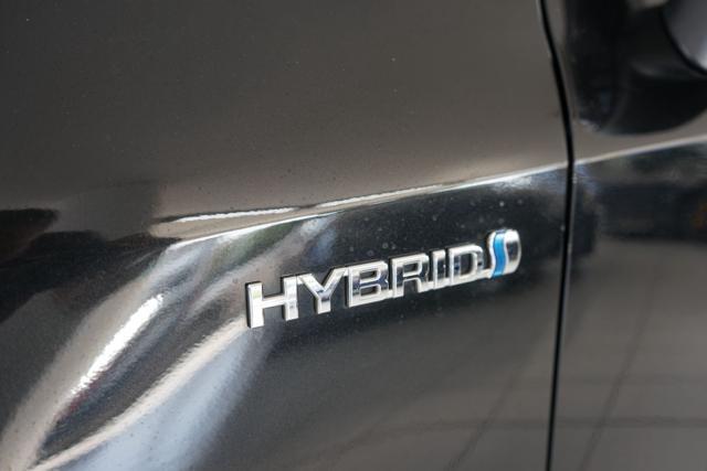 TOYOTA Corolla 1.8 Hybrid Business