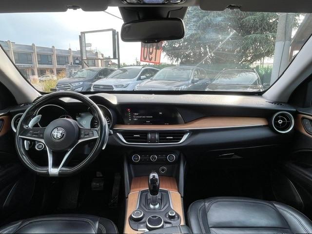 Alfa Romeo Stelvio 2.2 Turbodiesel 210 CV AT8 Q4 super