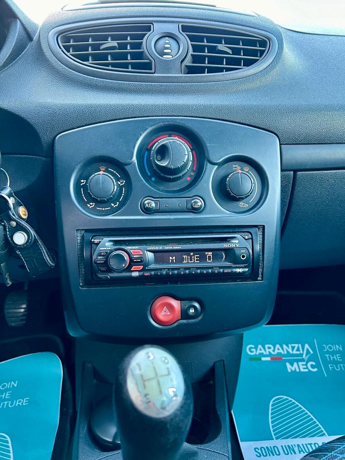 Renault Clio 1.2 16V 5 porte Dynamique - ok neopatentato