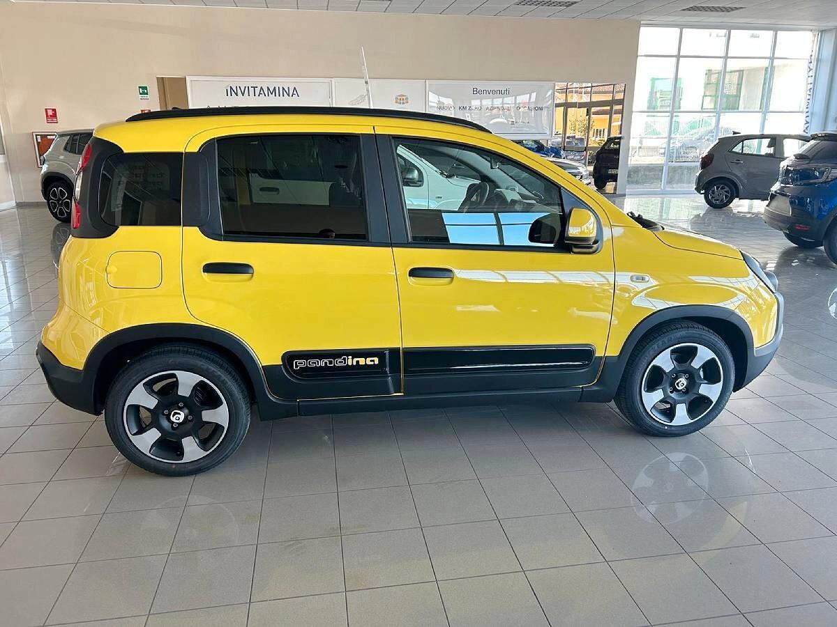 Fiat Panda 1.0 FireFly s&s Hybrid Pandina Cross