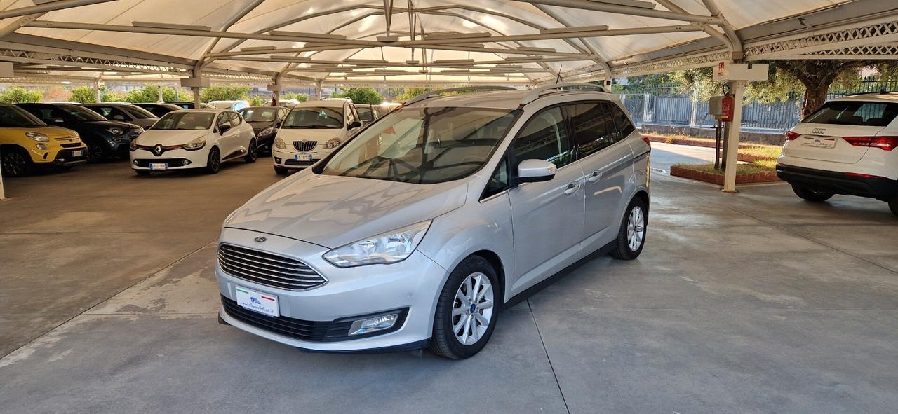 Ford C-Max 7 1.5 TDCi 120cv Titanium