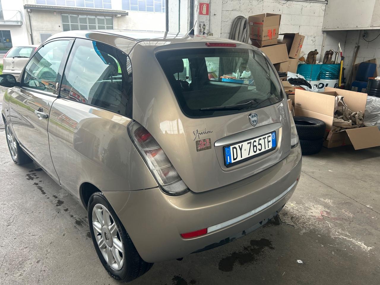 Lancia Ypsilon 1.4 Oro Ecochic GPL