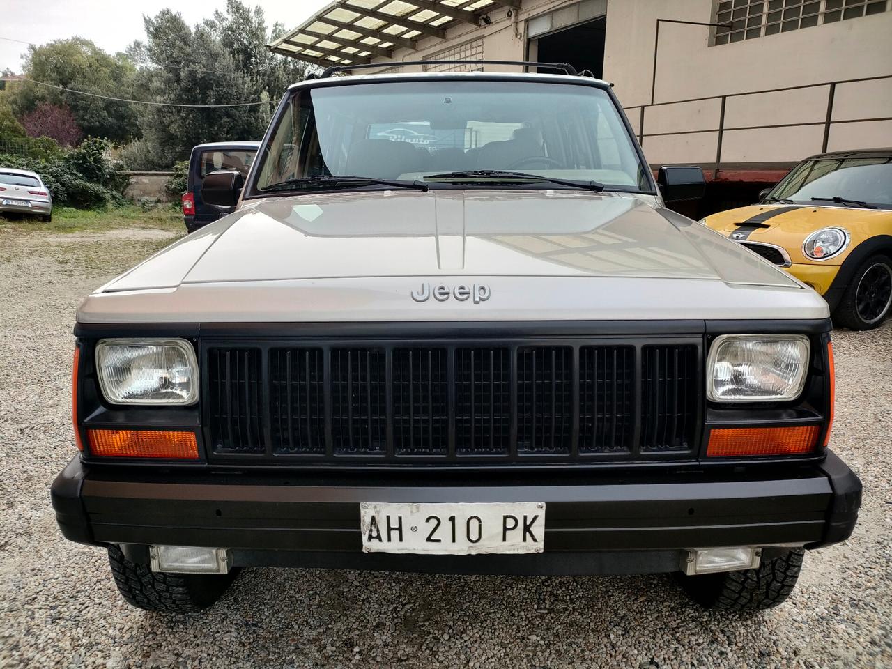 Jeep Cherokee 2.5 TD 5 porte Selec-Trac Country