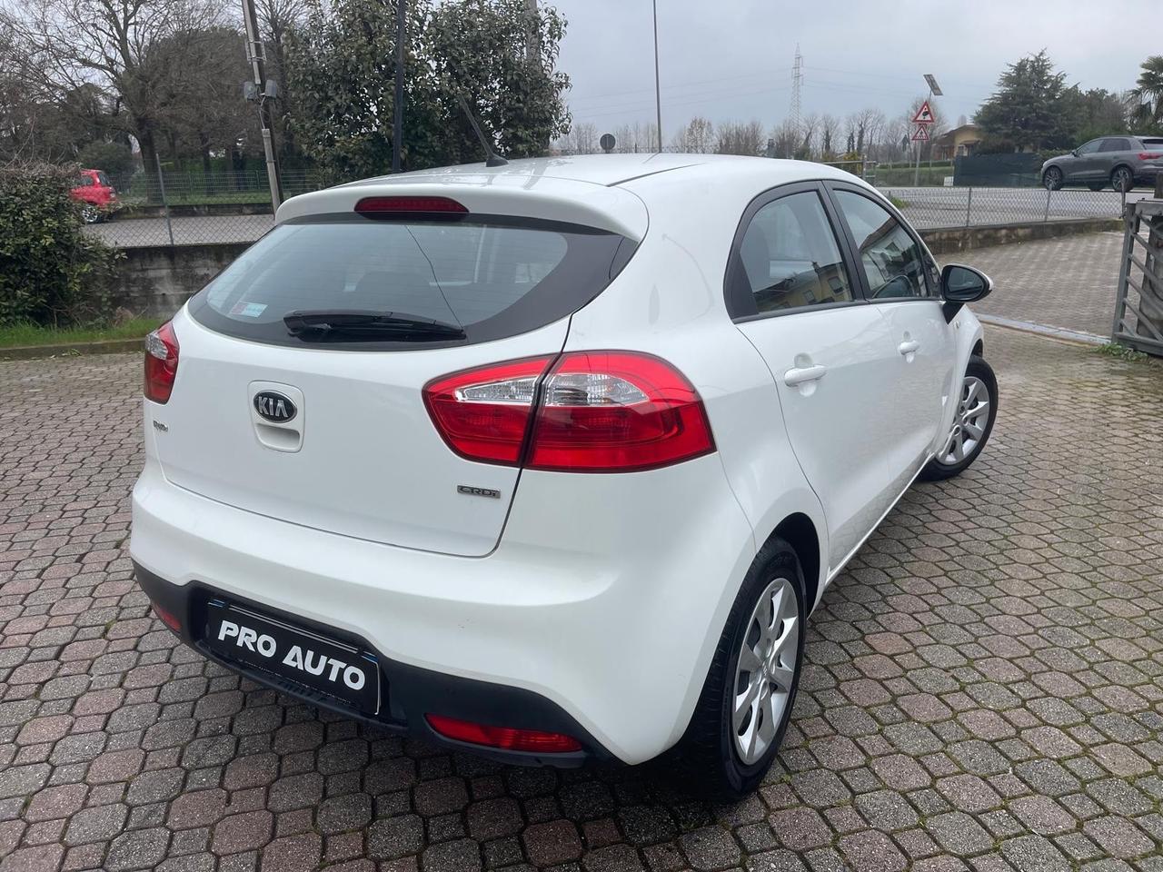 Kia Rio 1.1 CRDi 5p. Active